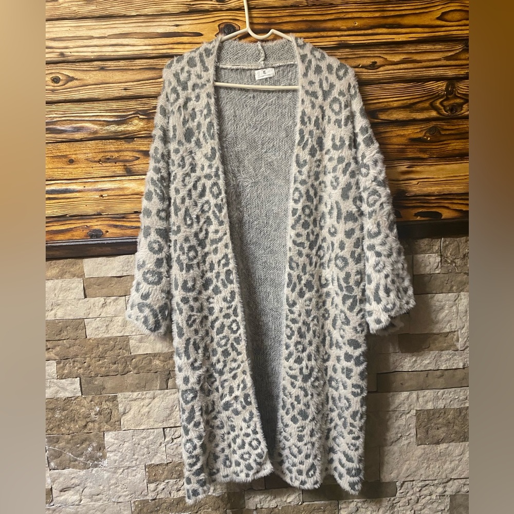 Comfyluxe Fuzzy Blanket Cardigan OS